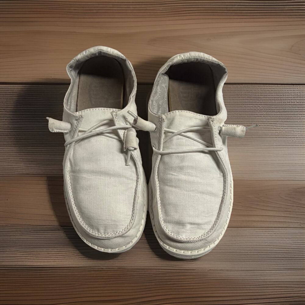 Hey Dude Wendy Chambray White Women’s Shoes Size 7 EU 38 Casual Slip On Loafers